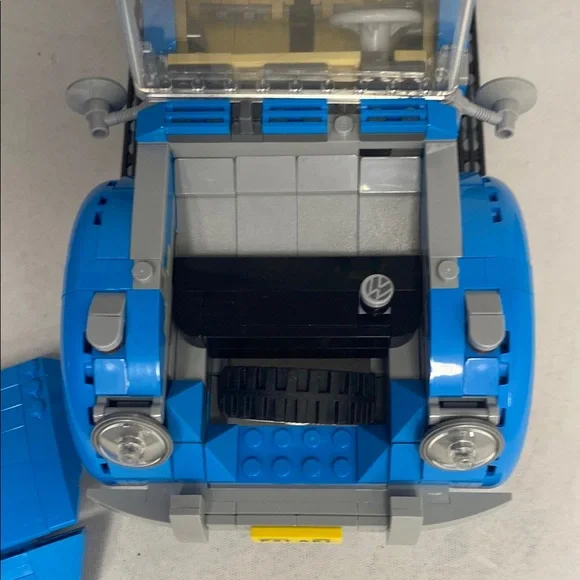 Lego Blue and Yellow Building Set with Surfboard - Picture 3 of 7